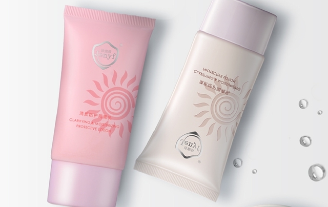 一个男人主动联系女人 可女人不理