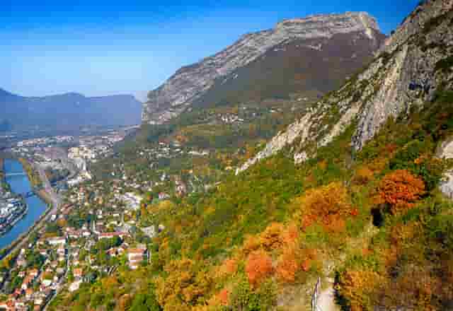 新浪官网、今日头条官网——国内仅有在个人手中的顶级域名